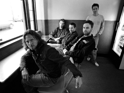 Pearl Jam: Black