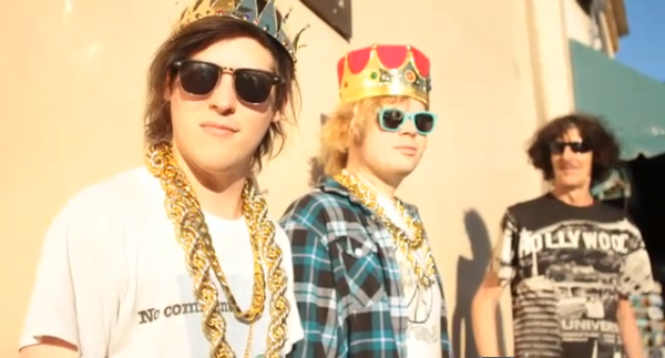 Wavves-King-Of-The-Beach-Video
