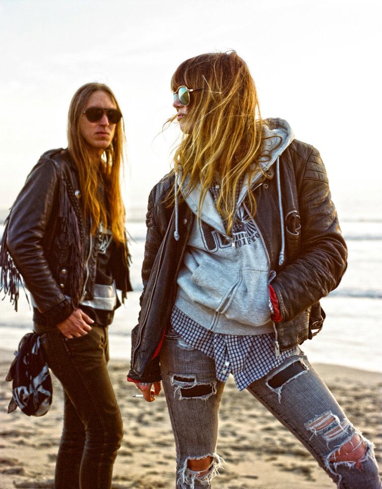 294572_130604387042096_1748042927_n